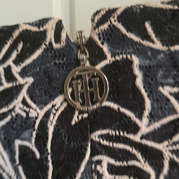 Tommy Hilfiger Black and White Floral Midi Dress - Picture 5 of 6